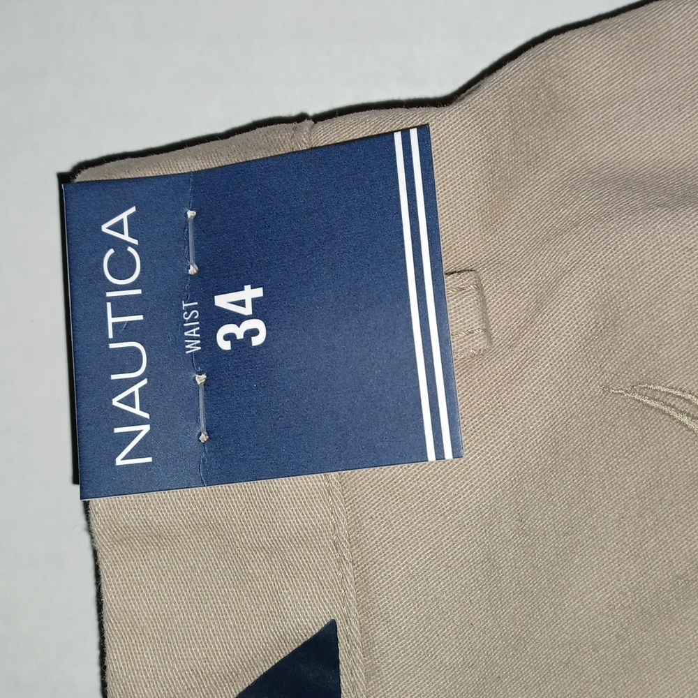 Nautica Deck Khaki Shorts Classic Fit Color-Tan NWT - Picture 2 of 10